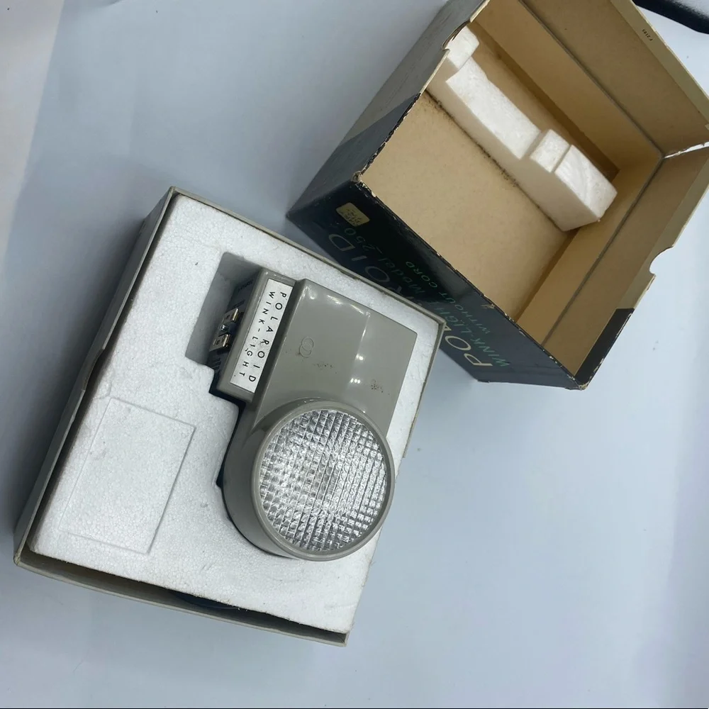 Vintage Camera Light, 1960's Polaroid Wink Light Model 250 in Original Box